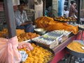 img_2027 Puesto de ofrendas y dulces en el bazar de Jodhpur