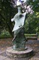 p0003245 Estatua de Henry Moore, dedicada a Yates, en Stephen's Green,