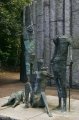 p0003257 Estatua en Stephen's Green, simbolizando la hambruna de los aos 40