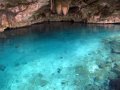 snorkel-dosojos-1 Uno de los dos ojos o entradas de este cenote, el ms popular de la zona, apto tanto para buceadores certificados como para snorkelers