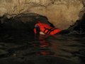 snorkel-dosojos-4 Yolanda adentrndose en la cueva que comunica ambos ojos del cenote