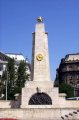 p0001641 Obelisco de la Plaza de la Libertad, que conmemora a los soldados del Ejrcito Rojo, muertos durante el sitio de Budapest en 1944-1945.
