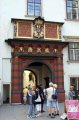 p0001251 El Schweizertor, una puerta que conduce a la parte ms antigua del Hofburg.