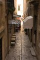dubrovnik-09 Las estrechas y empinadas callejuelas de Dubrovnik gozan de un encanto especial.