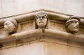 sibenic-09 Detalle de la Catedral de San Jaime. Parece que las caras que aparecen en el exterior representan a las personas que contribuyeron econmicamente a la construccin de dicha catedral.