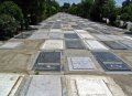img_1582 Muy cerca del Mausoleo del Imam Jomeini, se encuentra el cementerio Behesht-e Zahra, donde descansan los restos de los cientos de miles de iranies que murieron en la guerra Iran-Iraq