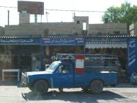 Una curiosa tienda en la carretero hacia Baalbek