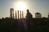 Disfrutando del amanecer en un lugar increible