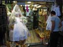 Trajes de novia en el zoco de Damasco
