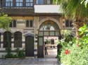 Todas las casas damasquinas tienen un gran patio interior, en el cul la temperatura es ms agradable que en las calles