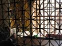 Desde el interior de la Iglesia del Santo Sepulcro.  Iglesia del Santo Sepulcro: Uno de los sitios ms sagrados para la Cristiandad, seala el lugar de la crucifixin, entierro y resurreccin de Jess. Situada en la colina conocida como Glgota (Calvario en Latn)