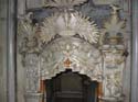 Capilla del ngel. Puerta tallada en marmol que da entrada al sepulcro desde el atrio