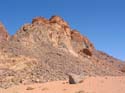 En este desierto hay muchas formaciones montaosas